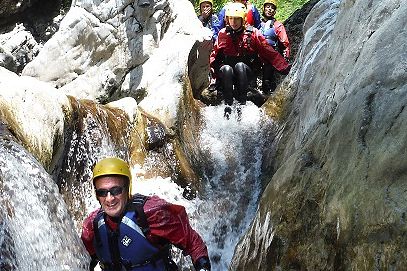 Employees on a canyoning tour in Tuscany