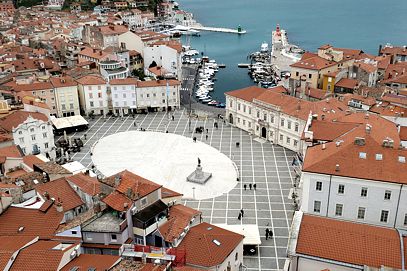 View of the Piran market square and harbour