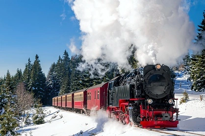 Train in the Harz Mountains in a winter landscape